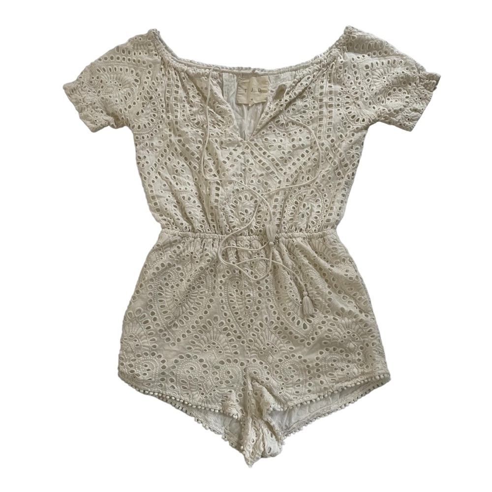 The Jetset Diaries TJD Ivory Eyelet Romper size M